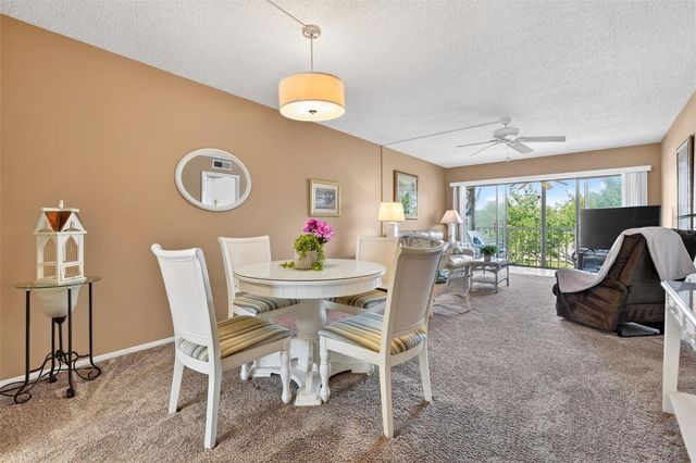 505 30TH AVENUE W E303, Bradenton, FL 34205