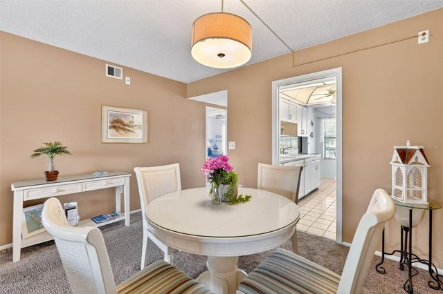 505 30TH AVENUE W E303, Bradenton, FL 34205
