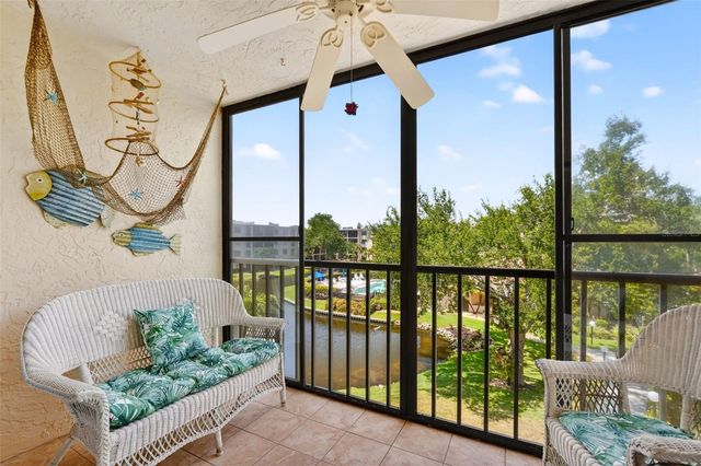 505 30TH AVENUE W E303, Bradenton, FL 34205