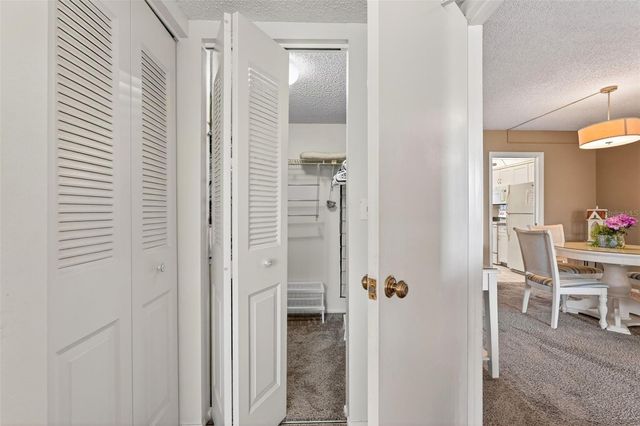 505 30TH AVENUE W E303, Bradenton, FL 34205