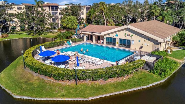505 30TH AVENUE W E303, Bradenton, FL 34205