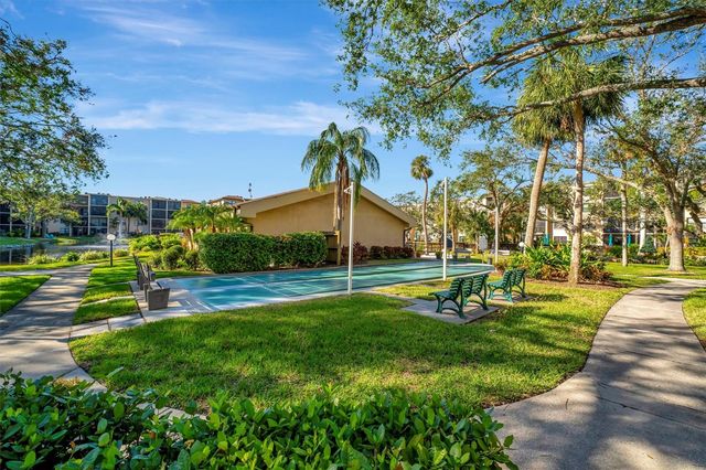 505 30TH AVENUE W E303, Bradenton, FL 34205