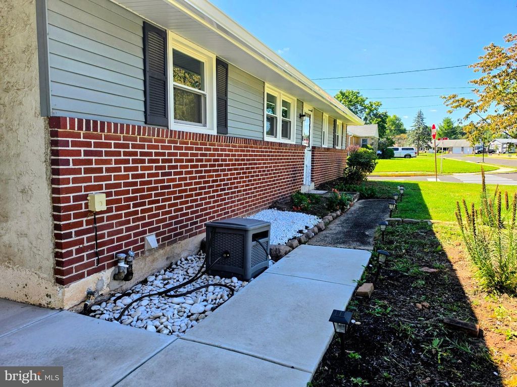 134 W SCHOOL ST, HATFIELD, PA 19440 — photo 4