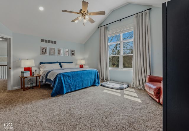 4695 Stonebridge Court, Columbus, IN 47201