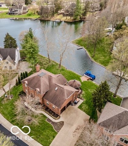 4695 Stonebridge Court, Columbus, IN 47201