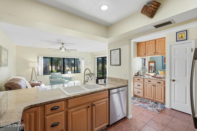 57 Weymouth Lane, Palm Coast, FL 32164