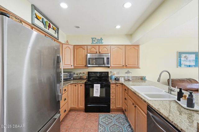 57 Weymouth Lane, Palm Coast, FL 32164