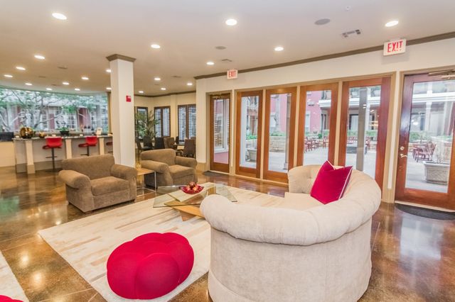 2400 Mccue Road 332, Houston, TX 77056