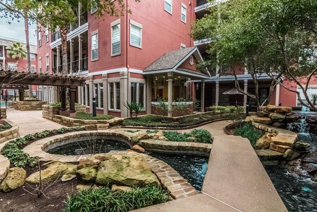 2400 Mccue Road 332, Houston, TX 77056