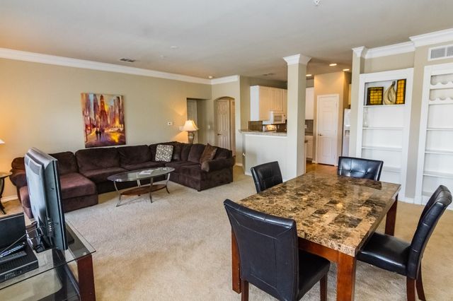 2400 Mccue Road 332, Houston, TX 77056