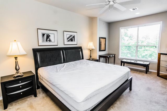 2400 Mccue Road 332, Houston, TX 77056