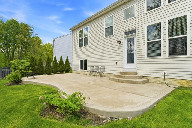 304 Glen Crossing Drive, Etna, OH 43062