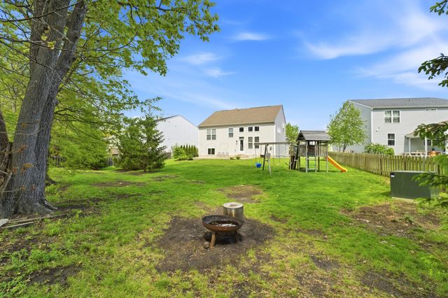 304 Glen Crossing Drive, Etna, OH 43062