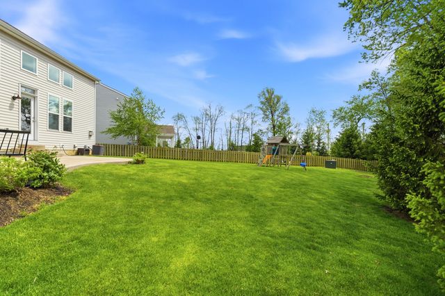 304 Glen Crossing Drive, Etna, OH 43062