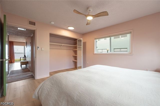 3225 E Riverside DR 31C, Fort Myers, FL 33916
