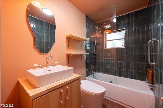 3225 E Riverside DR 31C, Fort Myers, FL 33916