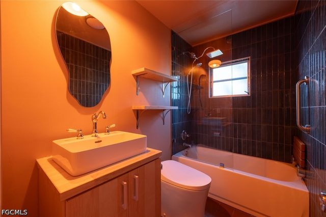 3225 E Riverside DR 31C, Fort Myers, FL 33916