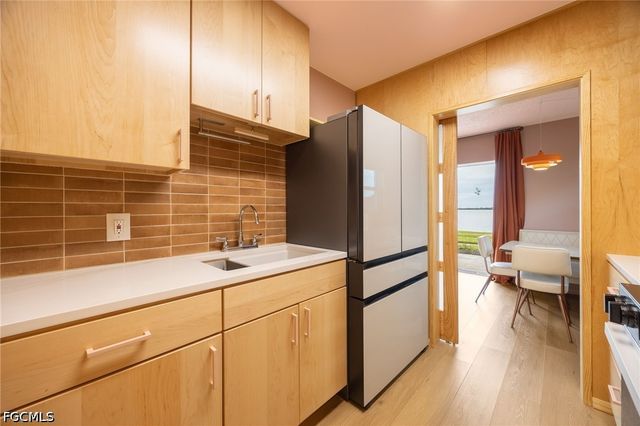 3225 E Riverside DR 31C, Fort Myers, FL 33916