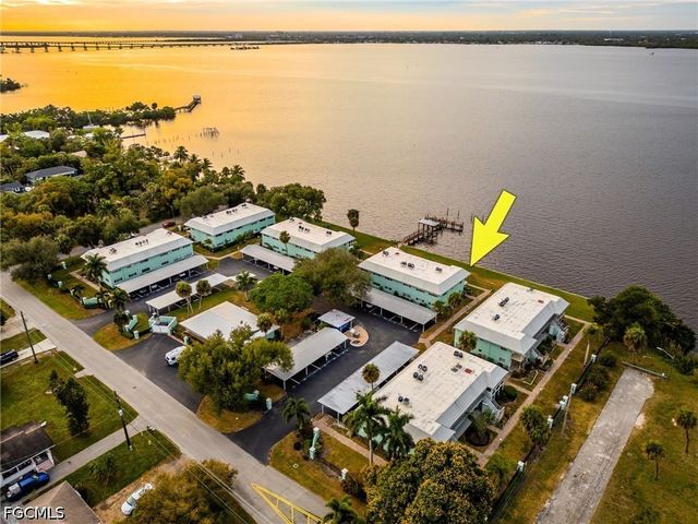 3225 E Riverside DR 31C, Fort Myers, FL 33916