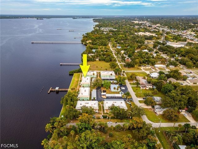 3225 E Riverside DR 31C, Fort Myers, FL 33916