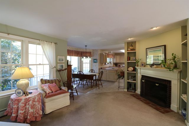 2 Blue Heron Drive, Dover, NH 03820