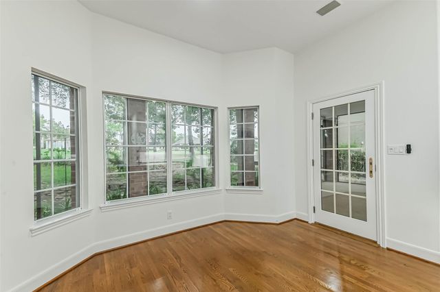 82 Broad Cove Lane, Montgomery, TX 77356