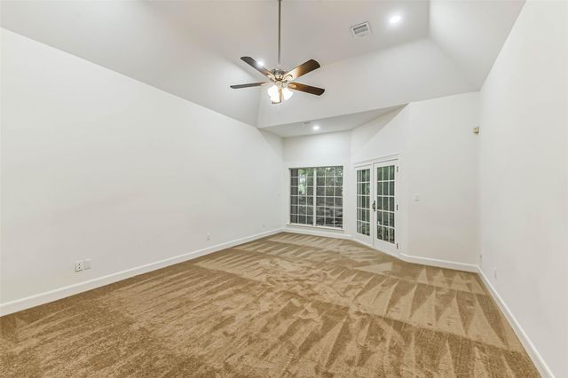 82 Broad Cove Lane, Montgomery, TX 77356