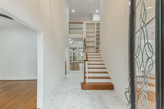 82 Broad Cove Lane, Montgomery, TX 77356