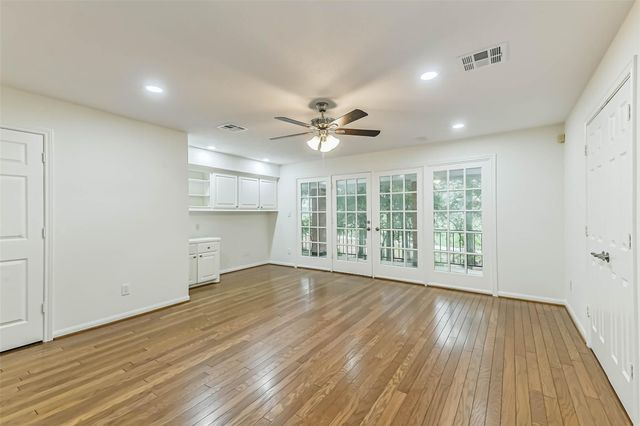 82 Broad Cove Lane, Montgomery, TX 77356
