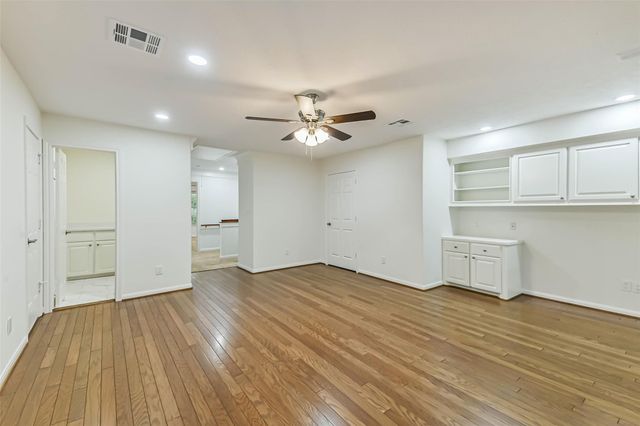 82 Broad Cove Lane, Montgomery, TX 77356