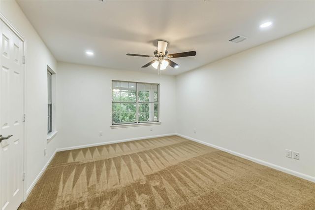 82 Broad Cove Lane, Montgomery, TX 77356