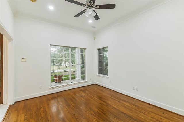 82 Broad Cove Lane, Montgomery, TX 77356