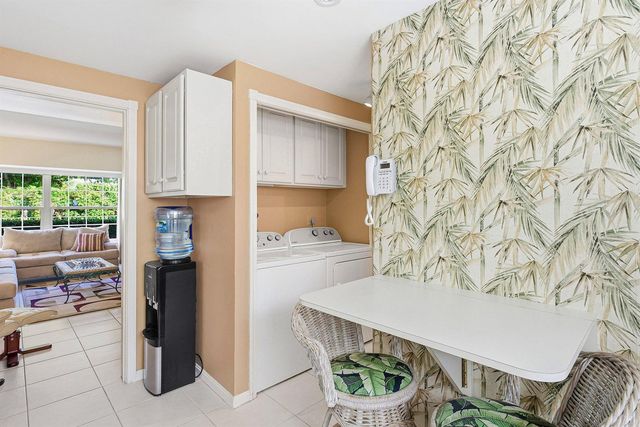 6590 N Ocean Boulevard 5, Ocean Ridge, FL 33435