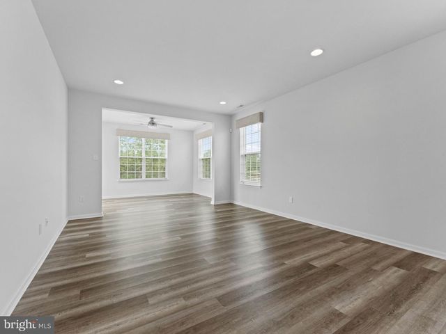 43 QUEENSFERRY DR, Williamstown, NJ 08094