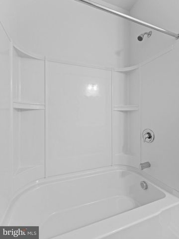 43 QUEENSFERRY DR, Williamstown, NJ 08094