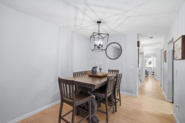 461 Dela Vina Avenue 103, Monterey, CA 93940