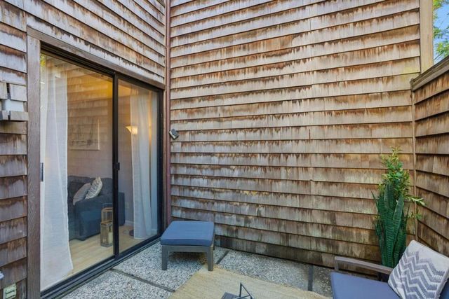 461 Dela Vina Avenue 103, Monterey, CA 93940