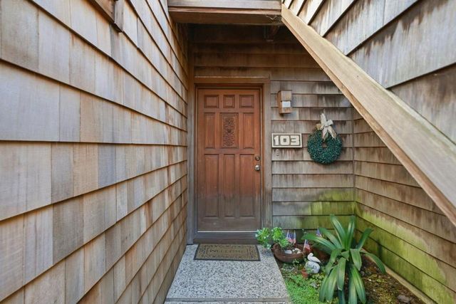 461 Dela Vina Avenue 103, Monterey, CA 93940