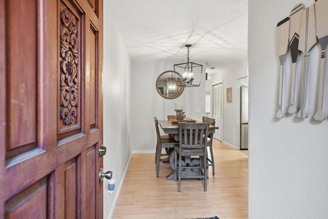 461 Dela Vina Avenue 103, Monterey, CA 93940