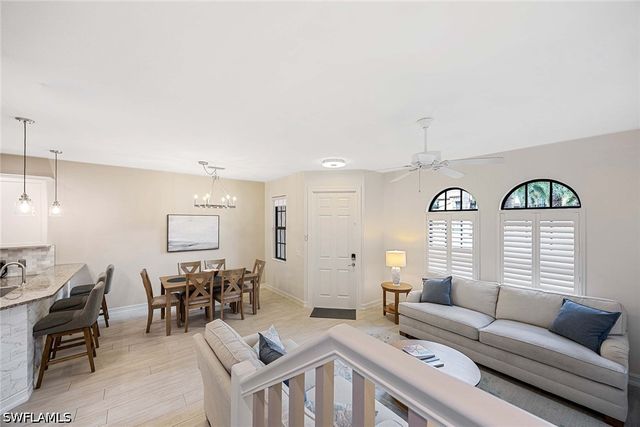 9076 Rialto ST 62, Naples, FL 34113