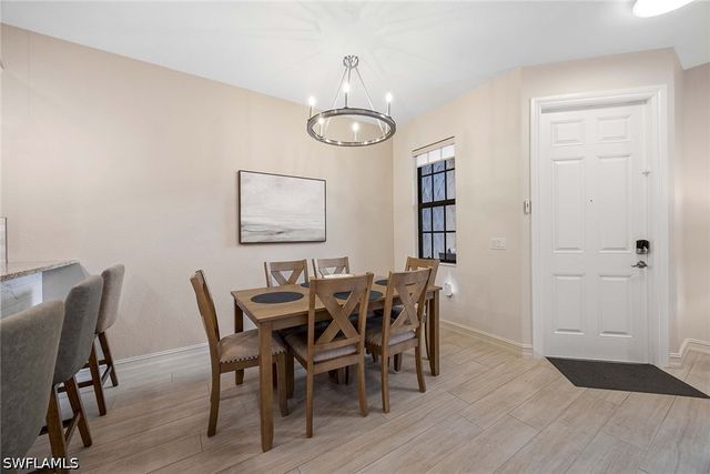 9076 Rialto ST 62, Naples, FL 34113