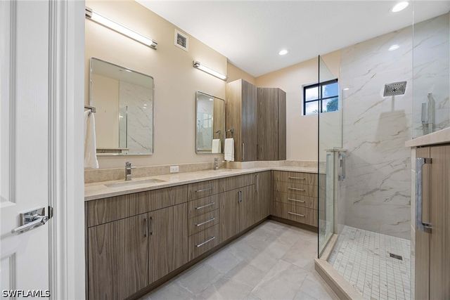 9076 Rialto ST 62, Naples, FL 34113