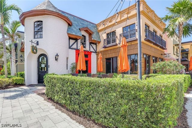 9076 Rialto ST 62, Naples, FL 34113