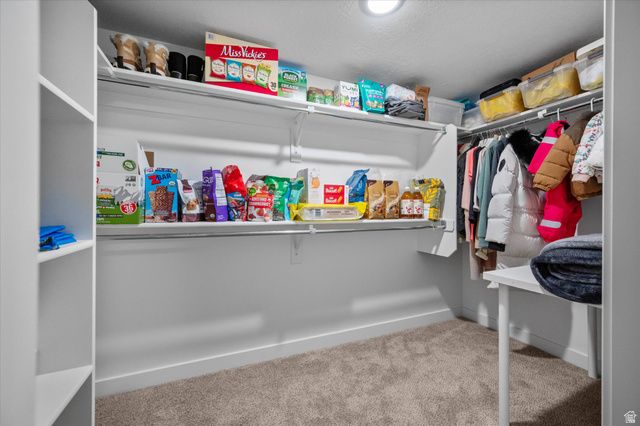 645 S PLUM CREEK LN, Ogden, UT 84404