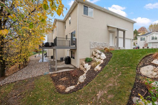 645 S PLUM CREEK LN, Ogden, UT 84404
