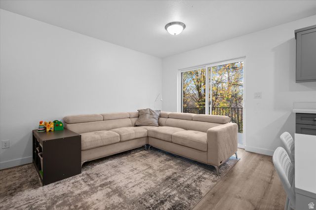 645 S PLUM CREEK LN, Ogden, UT 84404