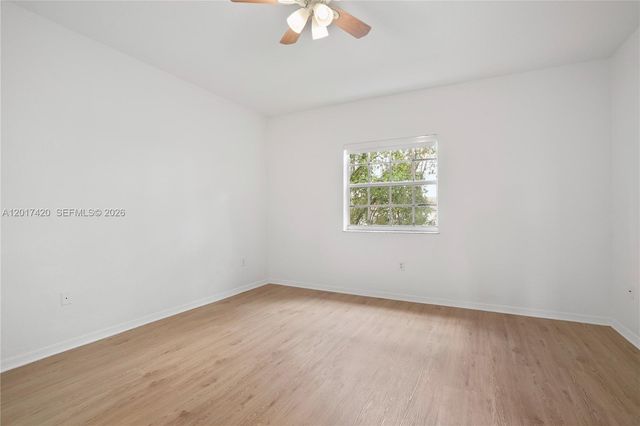 5610 NW 114th Pl 205, Doral, FL 33178