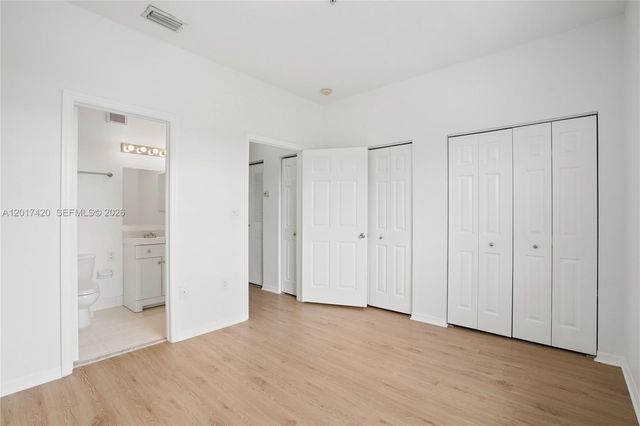 5610 NW 114th Pl 205, Doral, FL 33178