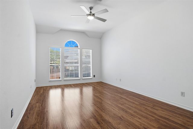 1717 Briaroaks Drive, Flower Mound, TX 75028