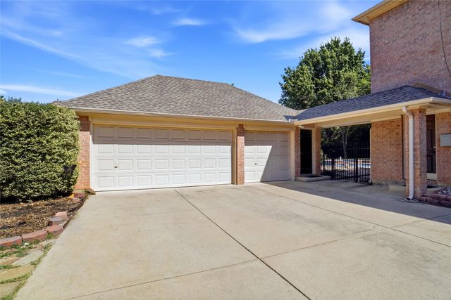 1717 Briaroaks Drive, Flower Mound, TX 75028
